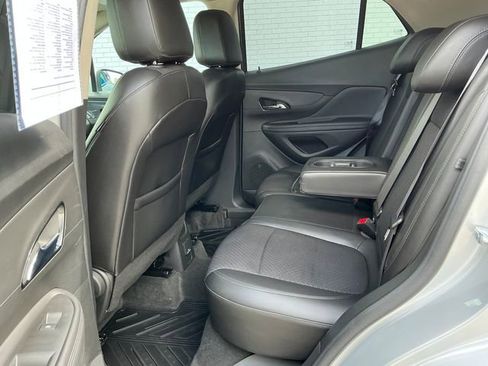 Used 2022 Buick Encore Preferred w/ Safety Package image 13