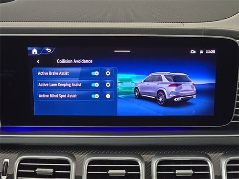 New 2026 Mercedes-Benz GLE 63 AMG S image 21