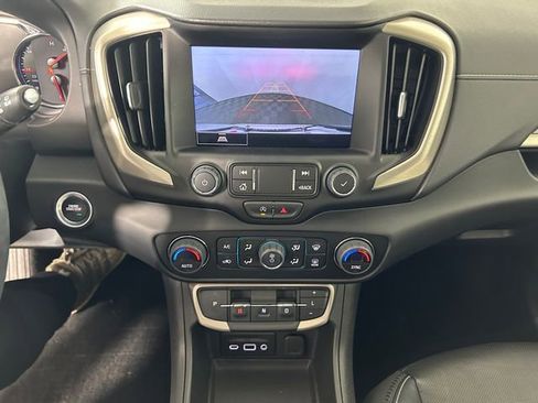 Used 2023 GMC Terrain Denali image 23