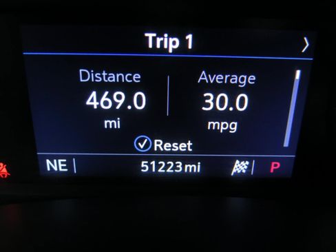 Used 2021 Cadillac CT4 Luxury w/ Cold Weather Package image 15