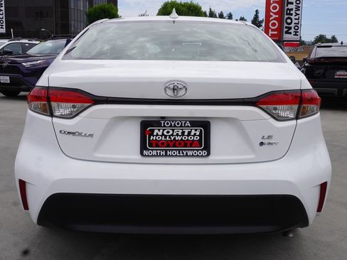 Certified 2026 Toyota Corolla LE FWD image 6