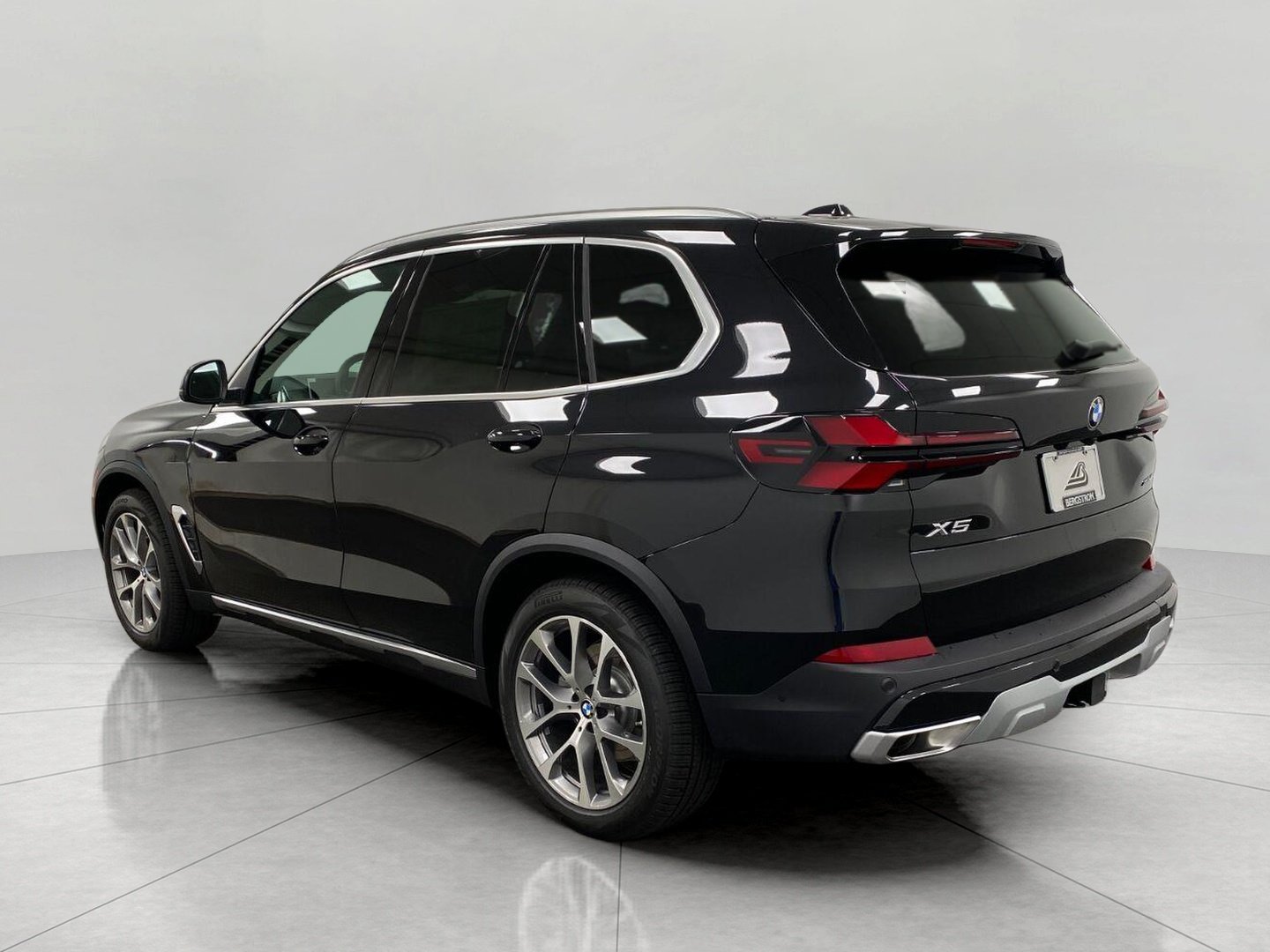 New 2026 BMW X5 xDrive40i AWD/4WD image 10