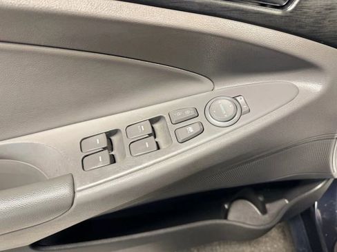 Used 2013 Hyundai Sonata SE FWD image 6