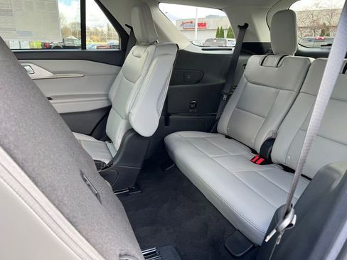 New 2026 Ford Explorer Active image 6