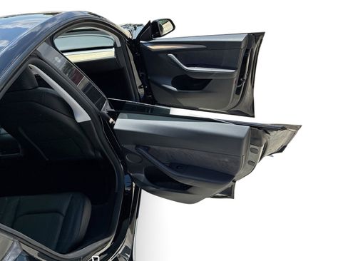 Certified 2023 Tesla Model Y Performance AWD/4WD image 12