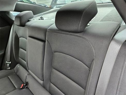 Used 2023 Chevrolet Malibu LT image 16