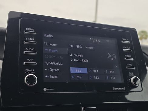 Used 2023 Toyota Camry SE image 29