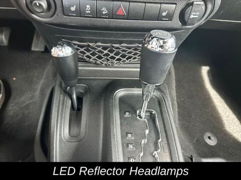 Certified 2018 Jeep Wrangler Unlimited Sport S AWD/4WD image 24