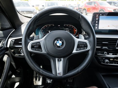 Used 2021 BMW 540i w/ M Sport Package RWD image 18