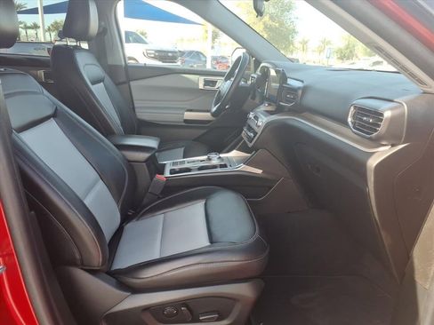 Certified 2023 Ford Explorer XLT w/ Equipment Group 202A image 11