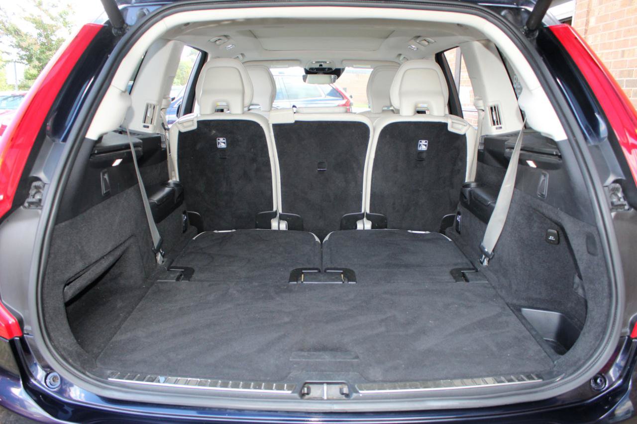 Used 2019 Volvo XC90 T5 Momentum w/ Protection Package AWD/4WD image 17