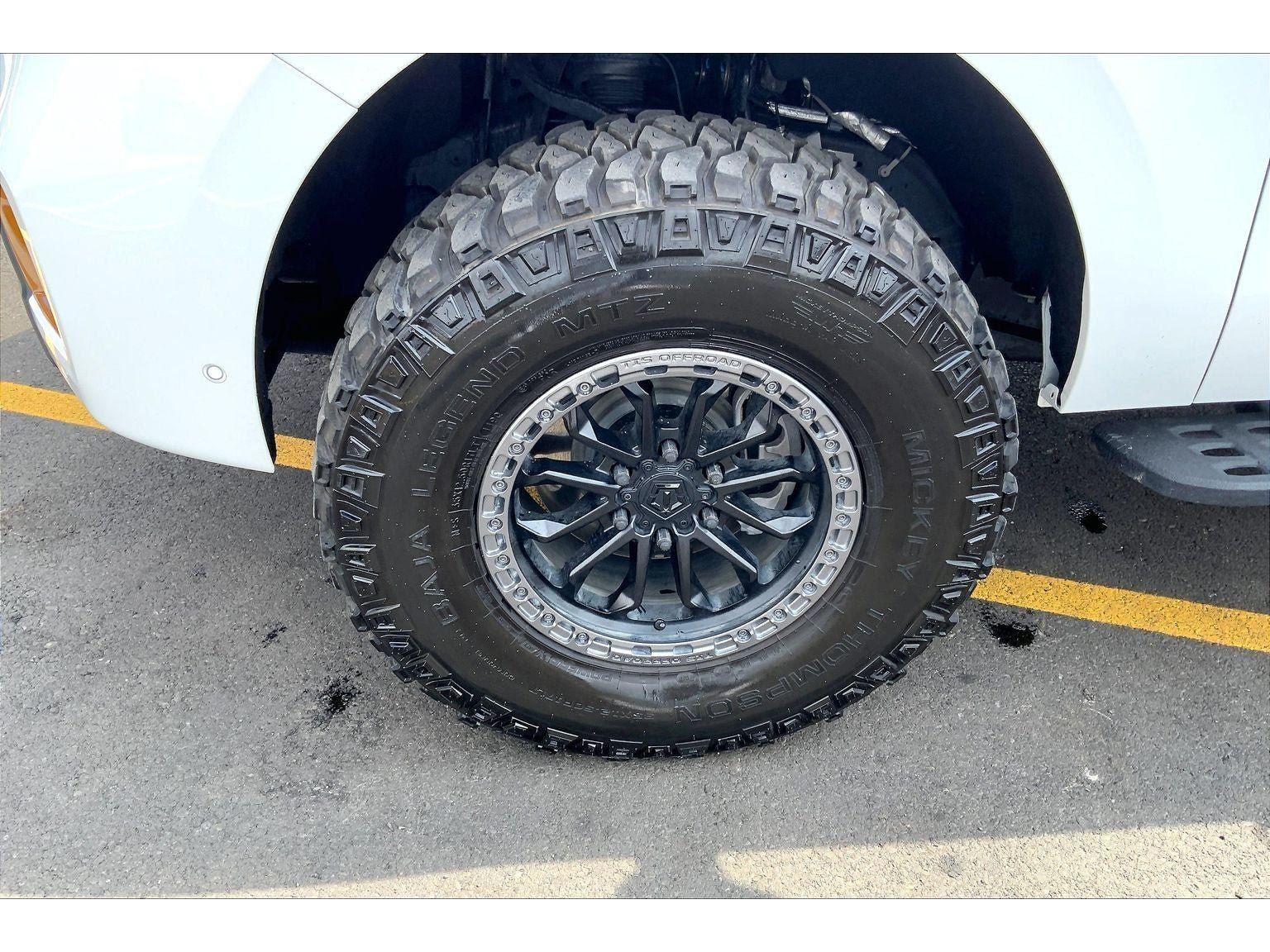Used 2025 Ford Expedition Tremor AWD/4WD image 10