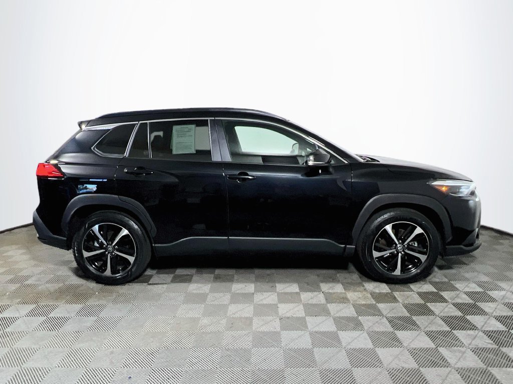 Certified 2024 Toyota Corolla Cross AWD Hybrid w/ Convenience Package image 8