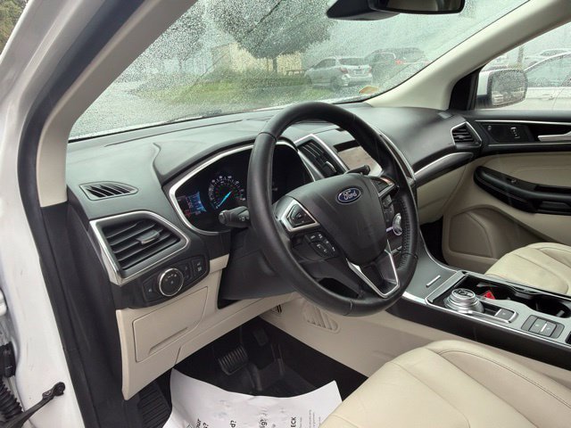 Used 2020 Ford Edge Titanium AWD/4WD image 14