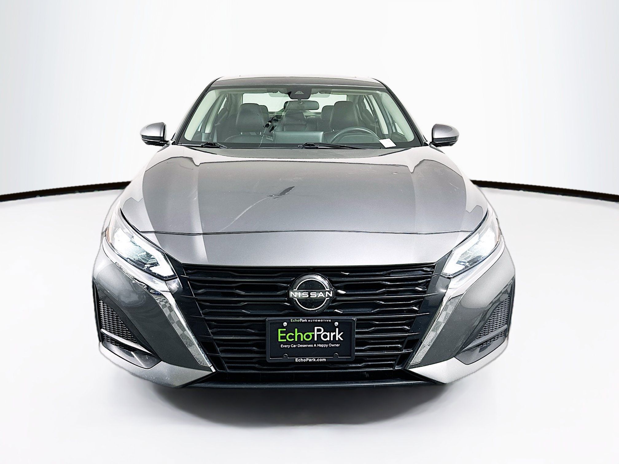 Used 2023 Nissan Altima 2.5 SL FWD image 2