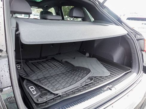 Used 2025 Audi Q3 2.0T Premium image 29