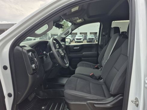 Used 2023 GMC Sierra 1500 Pro AWD/4WD image 2
