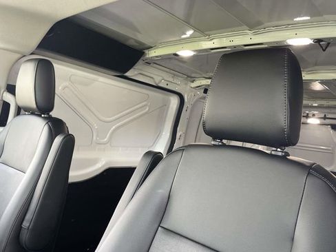 New 2025 Ford Transit 250 Low Roof image 17