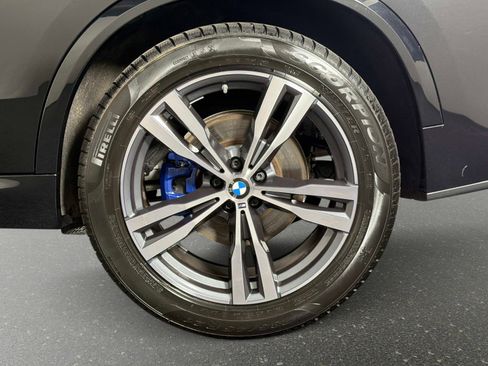 Used 2025 BMW X5 xDrive40i AWD/4WD image 16