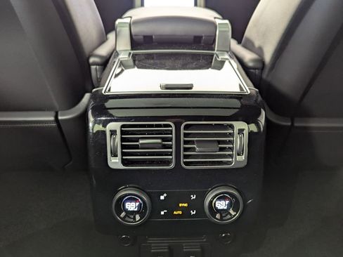 Used 2018 Land Rover Range Rover Long Wheelbase Supercharged AWD/4WD image 23