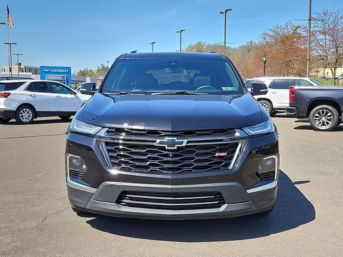 Used 2024 Chevrolet Traverse RS AWD/4WD image 2