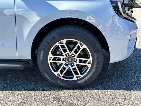 New 2025 Ford Expedition Max Active image 12