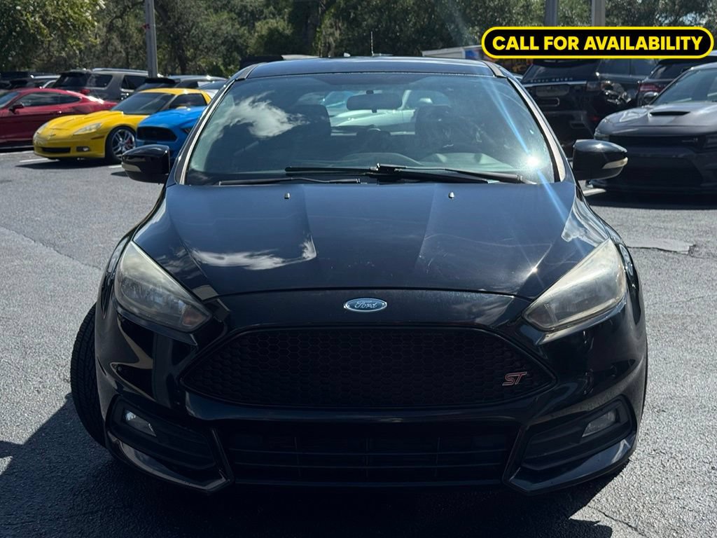 Used 2017 Ford Focus ST FWD image 7