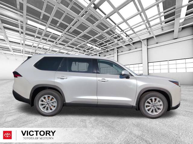 Used 2026 Toyota Grand Highlander XLE FWD image 2