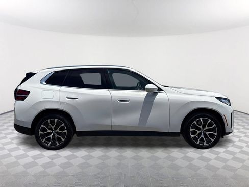 Used 2025 BMW X3 xDrive30i AWD/4WD image 3