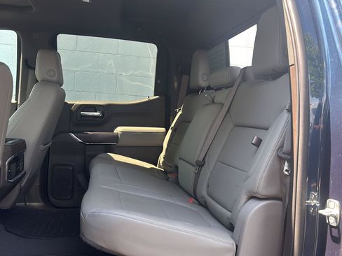 Used 2022 GMC Sierra 1500 SLT w/ SLT Premium Package AWD/4WD image 22