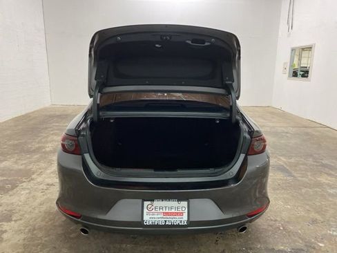 Used 2020 MAZDA MAZDA3 Sedan w/ Select Package image 9