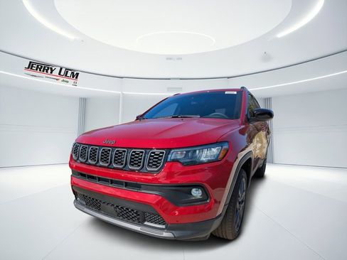 New 2026 Jeep Compass Latitude image 6