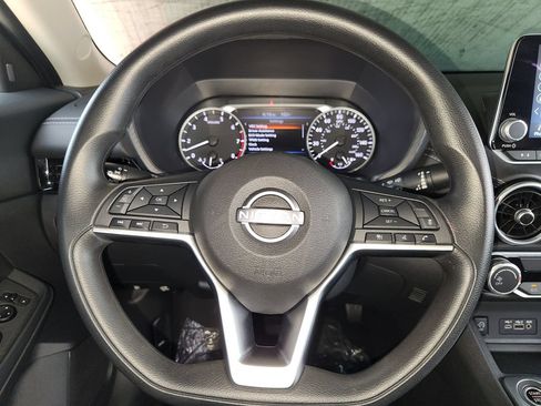 Used 2025 Nissan Sentra SV FWD image 23