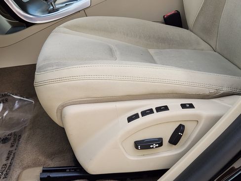 Used 2012 Volvo S60 T5 image 25