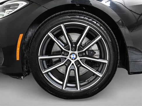 Used 2022 BMW 430i xDrive Convertible w/ Convenience Package AWD/4WD image 24