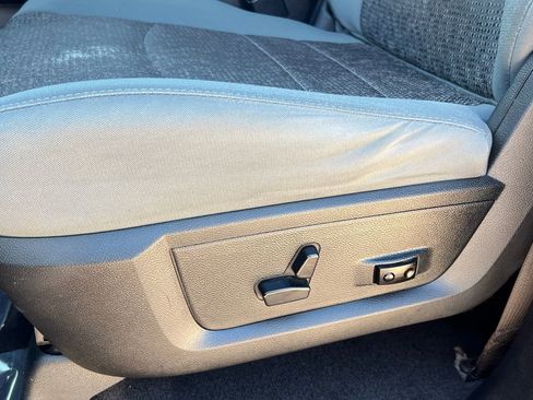 Used 2017 RAM 1500 Big Horn AWD/4WD image 13