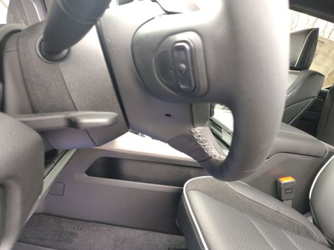 New 2026 RAM 1500 Laramie w/ Night Edition image 28