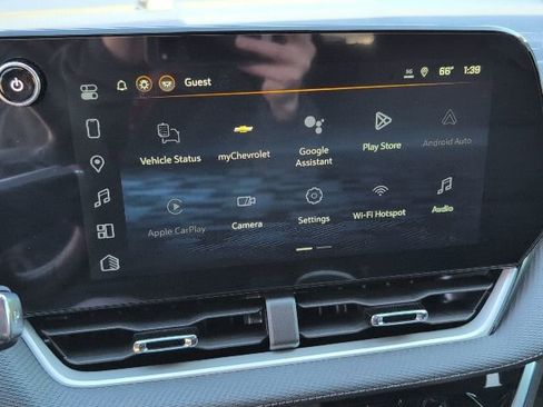 New 2026 Chevrolet Equinox LT w/ Safety and Technology Package image 18