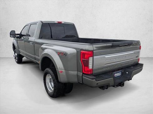 Used 2019 Ford F350 Platinum w/ Platinum Ultimate Package image 7
