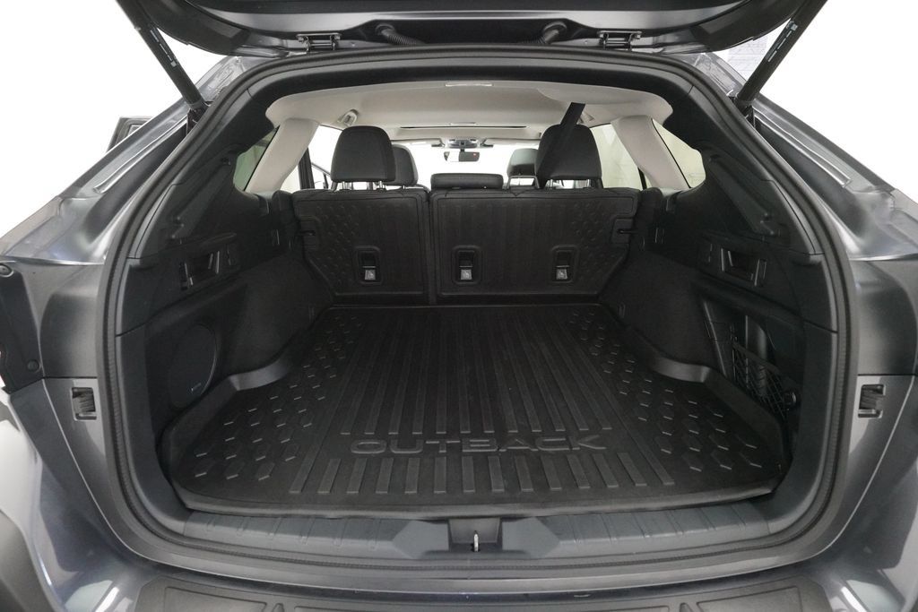Used 2024 Subaru Outback Limited AWD/4WD image 10