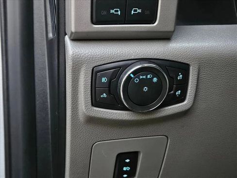 Used 2016 Ford F150 Lariat w/ Equipment Group 502A Luxury image 11