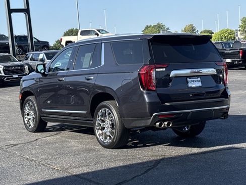 Used 2023 GMC Yukon Denali w/ LPO, Floor Liner Package AWD/4WD image 14
