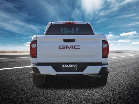 New 2026 GMC Canyon Elevation w/ Convenience Package image 19