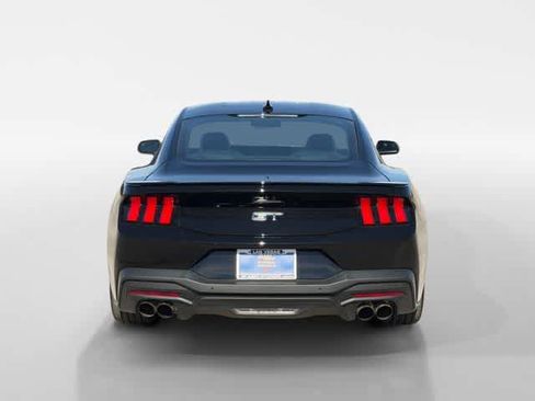 Used 2024 Ford Mustang GT Premium image 4