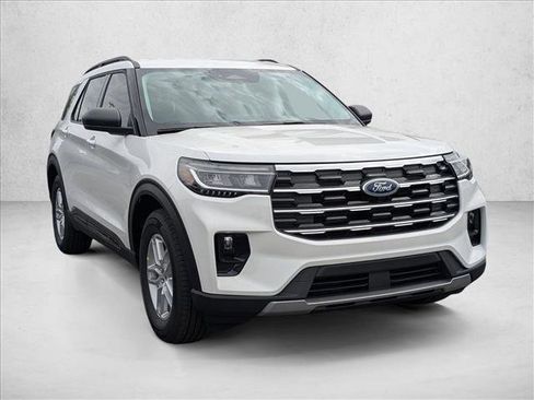 New 2026 Ford Explorer Active w/ Active Comfort Package image 6