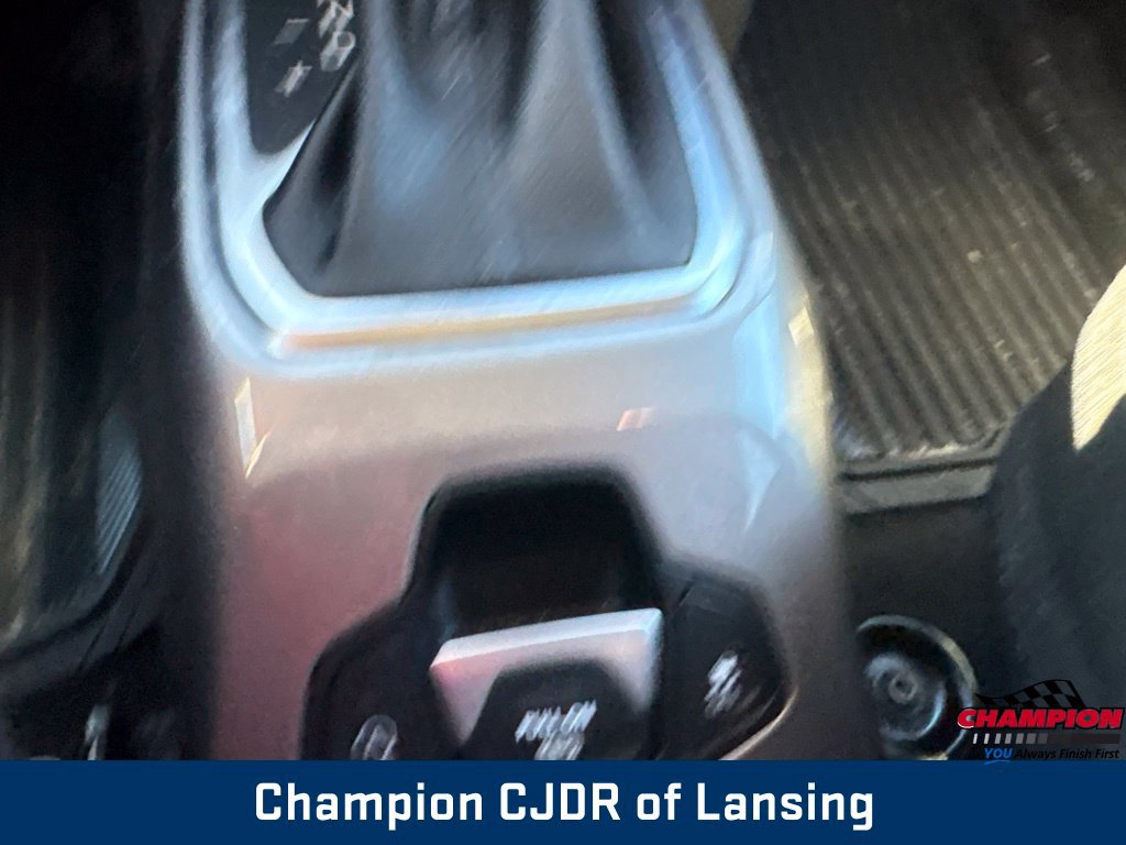 Used 2021 Jeep Renegade Limited AWD/4WD image 28