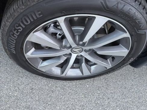 Certified 2025 Acura MDX Technology Package image 9