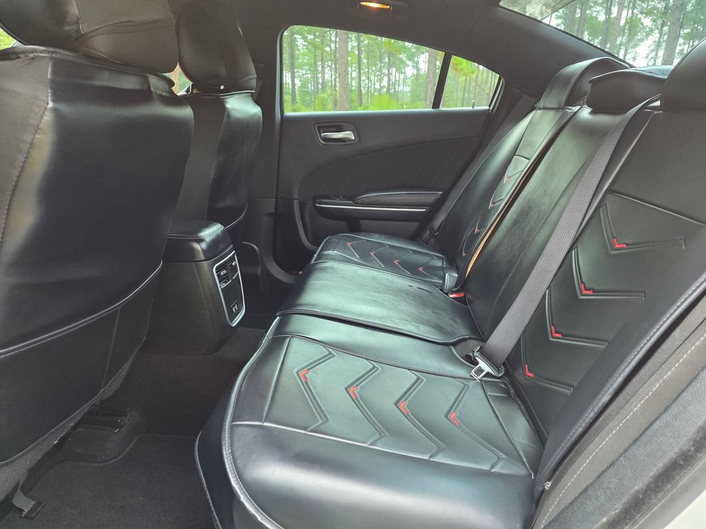 Used 2022 Dodge Charger SXT RWD image 15