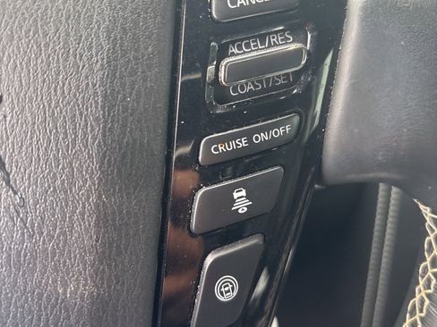 Used 2021 INFINITI QX80 Premium Select w/ All-Season Package image 22