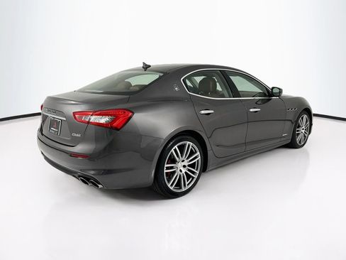 Used 2018 Maserati Ghibli S GranLusso AWD/4WD image 9